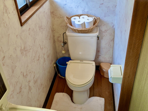 トイレのリフォーム前