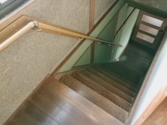 階段へ手すり取付後